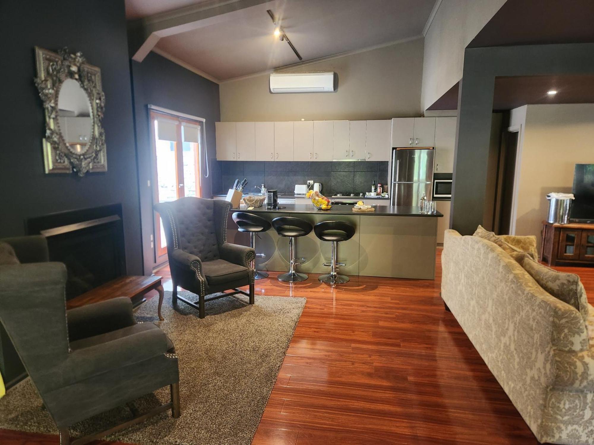 Montrose Barn House- Entire Home Экстерьер фото